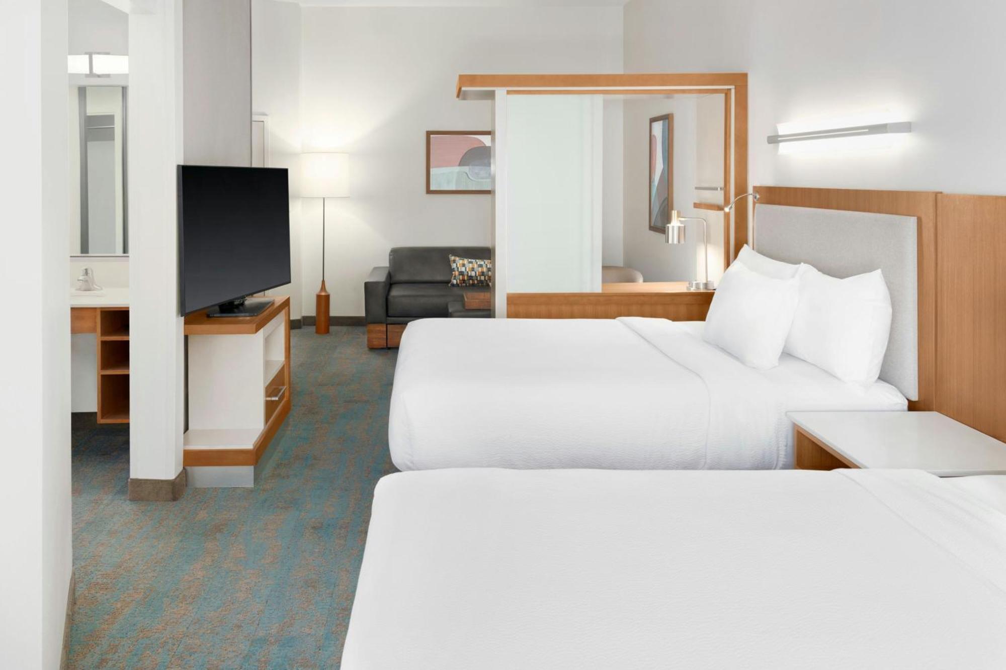Springhill Suites Detroit Оберн-Хиллс Экстерьер фото
