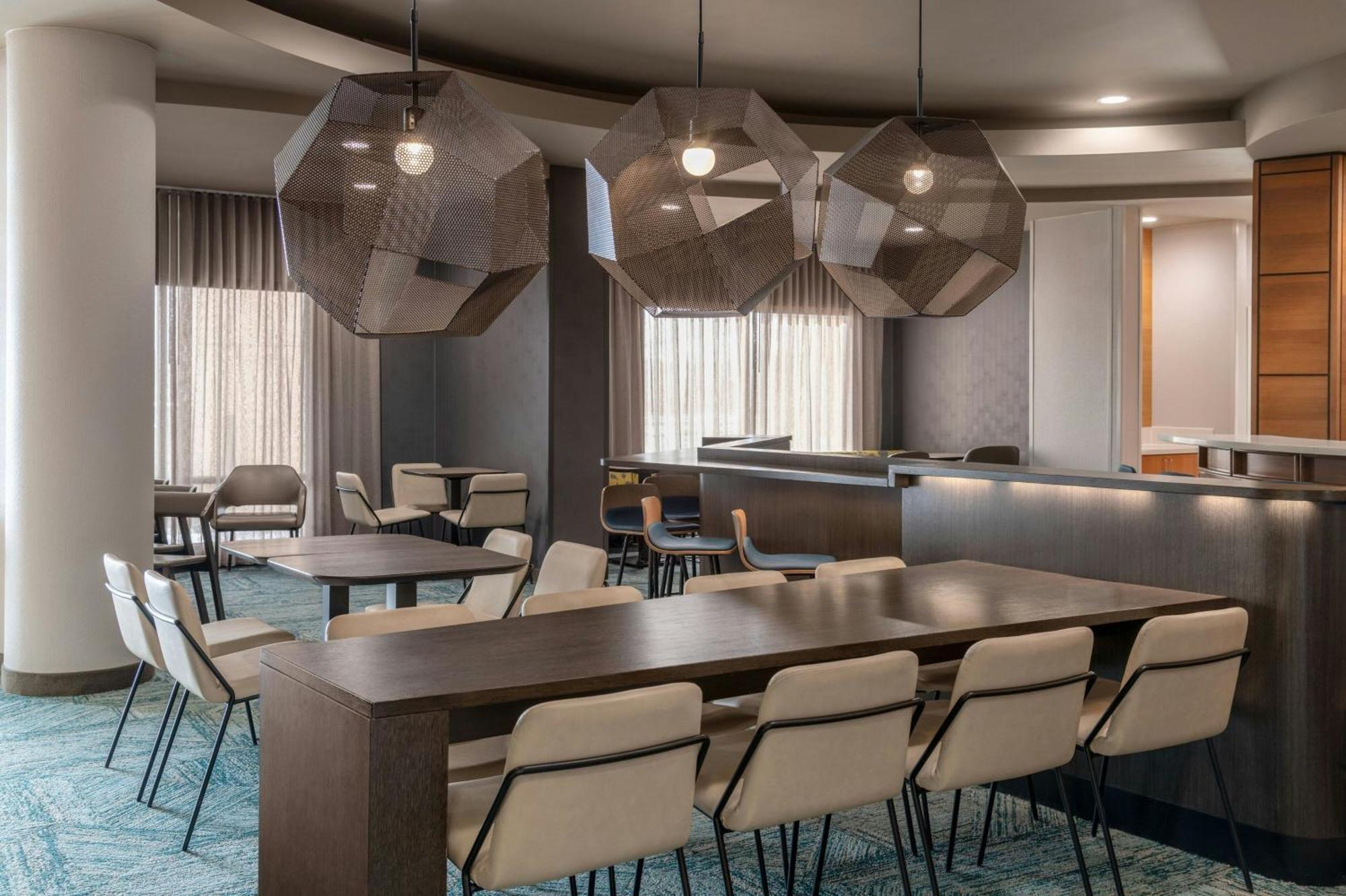 Springhill Suites Detroit Оберн-Хиллс Экстерьер фото
